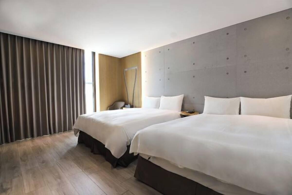 In-room safe, blackout drapes, soundproofing, free WiFi