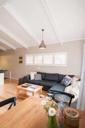 Apartment, 2 Bedrooms, Partial Sea View | Living area | Flat-screen TV - Mooring Lane Lodge (Ferry Landing)