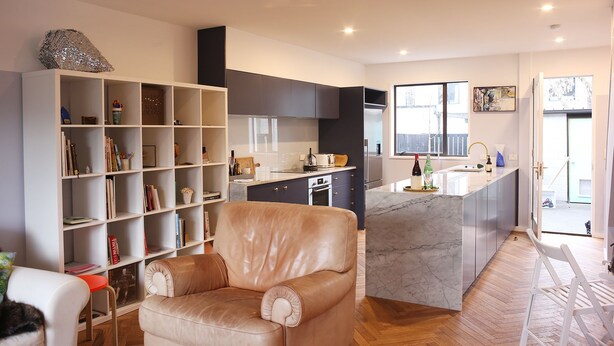 Unclassified image, 1 of 10, button - Downtown Designer Abode (Christchurch)