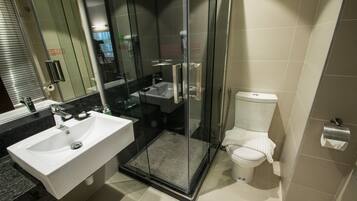 Shower, free toiletries, hair dryer, bathrobes