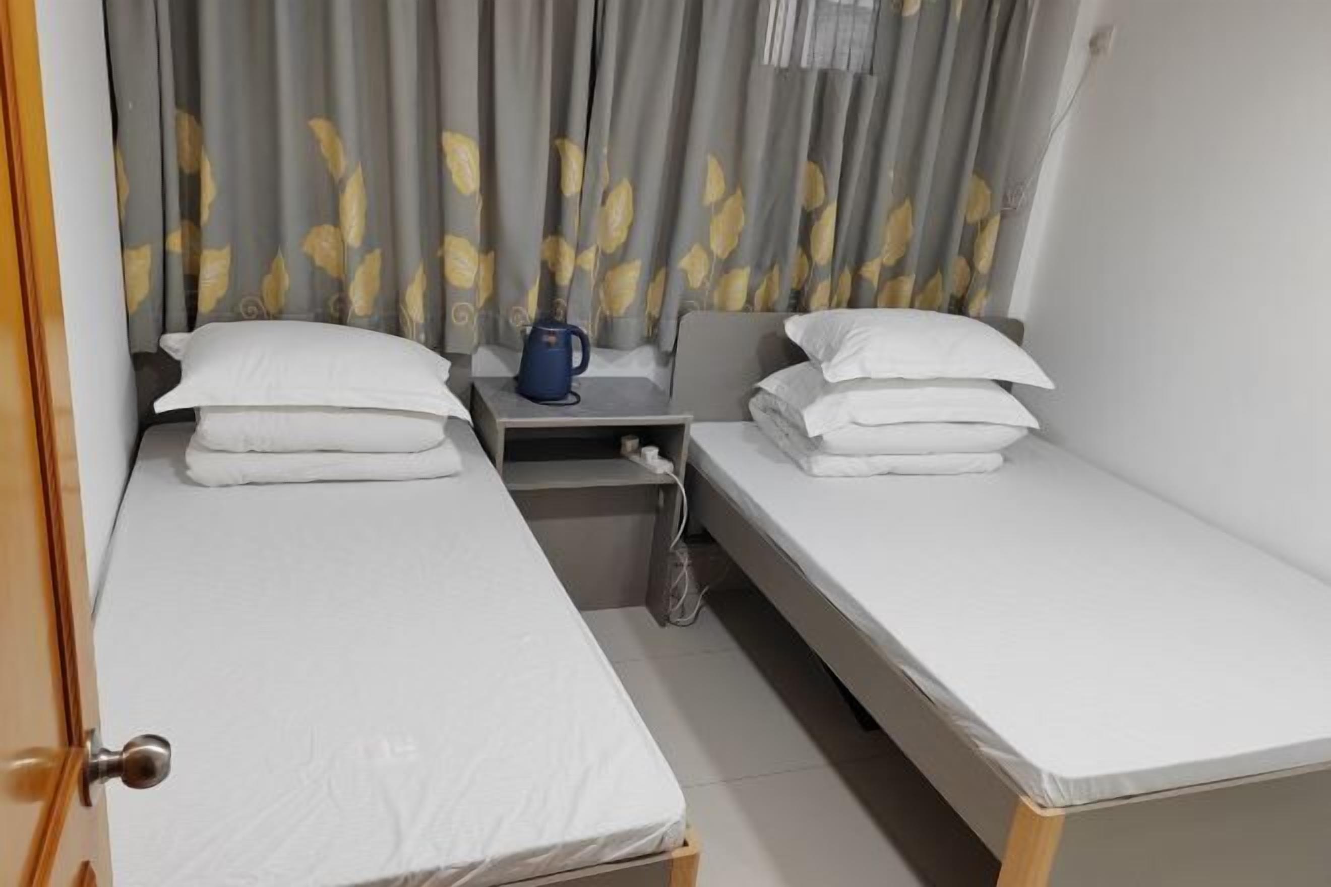 Desk, iron/ironing board, free WiFi