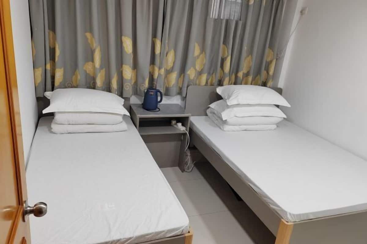 Desk, iron/ironing board, free WiFi