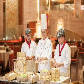 Daily buffet breakfast for a fee - Cinese Hotel Dongguan Shijie (Dongguan)