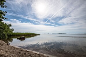 Plage, canoë, pêche sur place