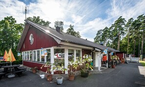 Building design - Bromölla Camping & Vandrarhem - Hostel (Bromolla)