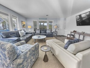 House, 4 Bedrooms | Living area - Lagerheads (Panama City Beach)