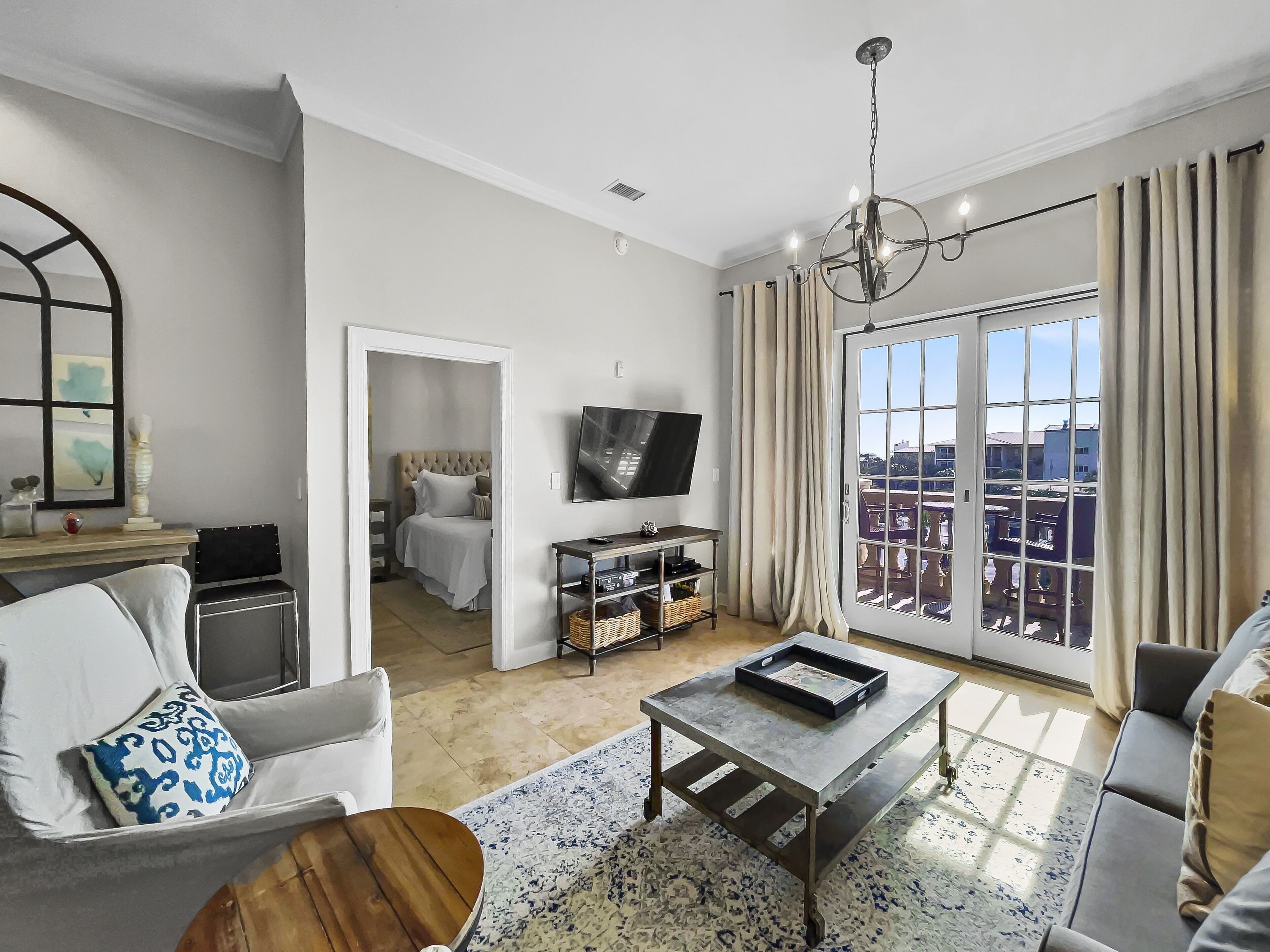 公寓客房, 3 間臥室 | 起居區