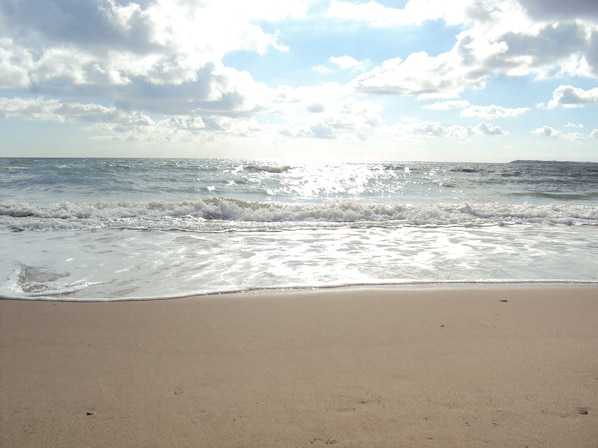 Beach nearby - Sun City Apartments (Sunny Beach)