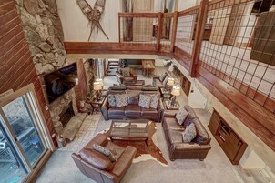 Condo, Multiple Bedrooms | Living area | Flat-screen TV, DVD player