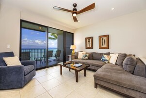 Condo, 3 Bedrooms | Living area | Smart TV