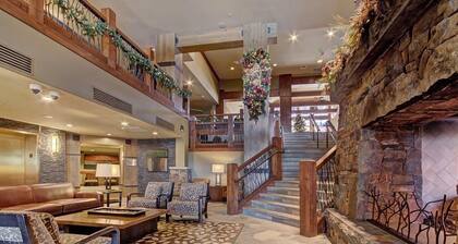 At Base Of Peak 8, Steps From Winter Activities 3 Bedroom Condo by RedAwning