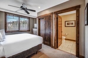 Condo, 2 Bedrooms | 2 bedrooms, iron/ironing board, cots/infant beds, free WiFi