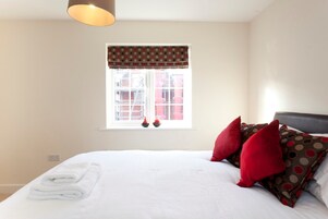 Apartment, 2 Bedrooms | 2 bedrooms, desk, iron/ironing board, free WiFi