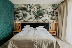 Chambre Double Confort | Literie de qualité supérieure, minibar, coffres-forts dans les chambres