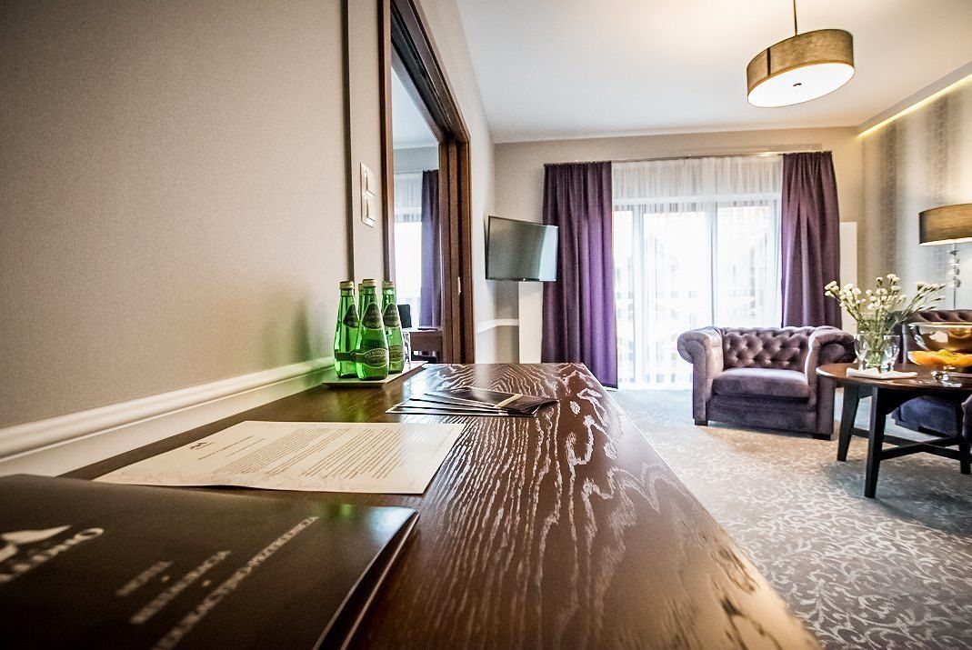 junior studio suite | premium bedding, minibar, in-room safe, desk