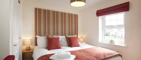 Apartment | 3 bedrooms, iron/ironing board, free WiFi