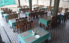 Free daily buffet breakfast - Aquays Hotels & Resorts (Port Blair)