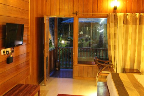 Aparupa Sands Marina Beach Resort