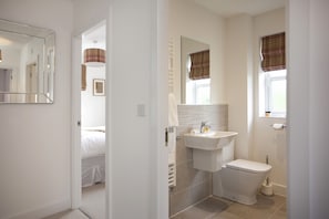 Apartment | Bathroom