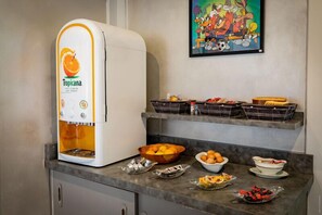 Tägliches kontinentales Frühstück gegen Gebühr