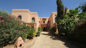Front of property - Beyond Palm Appart (Marrakech)