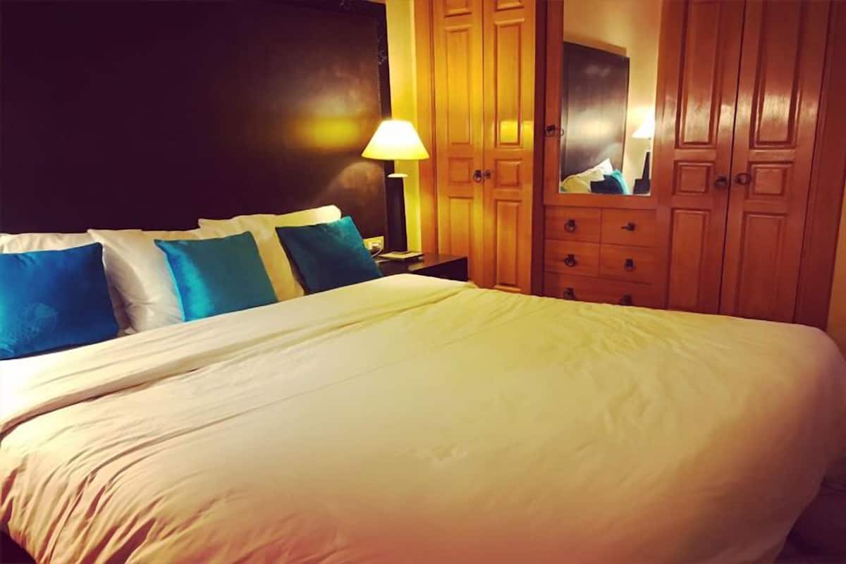 Apartment, 3 Schlafzimmer | Kostenlose Babybetten, kostenloses WLAN, Bettwäsche