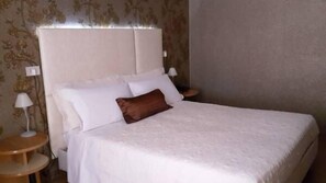 1 間臥室、高級寢具、迷你吧、客房內保險箱