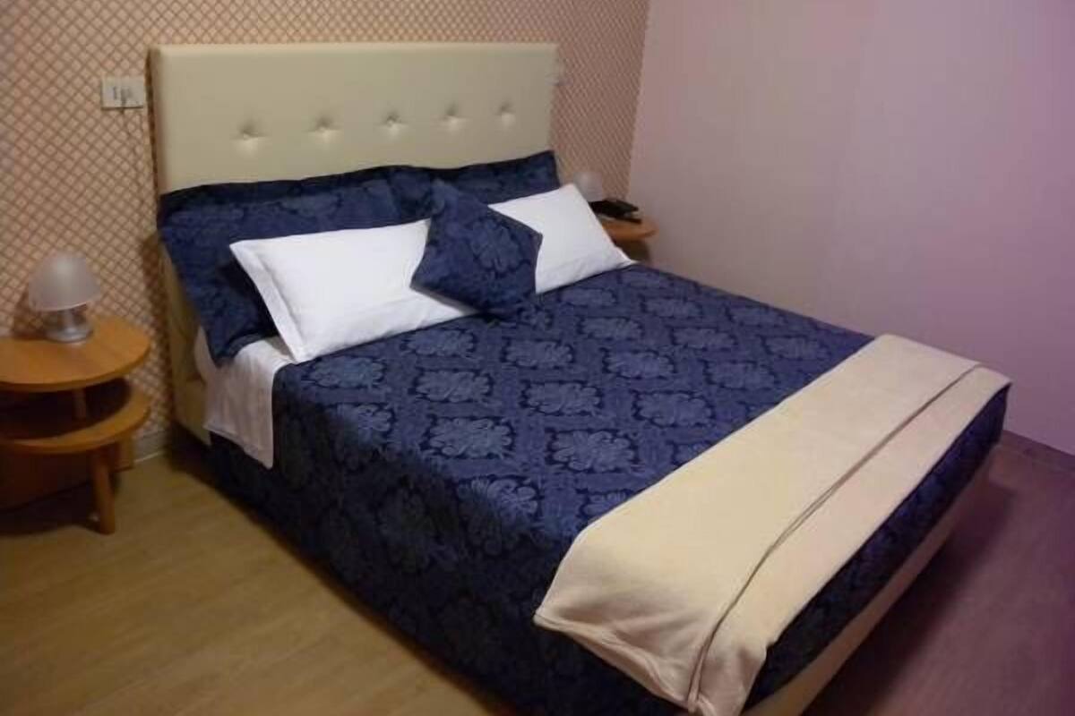 1 dormitorio, ropa de cama de alta calidad, minibar y caja fuerte