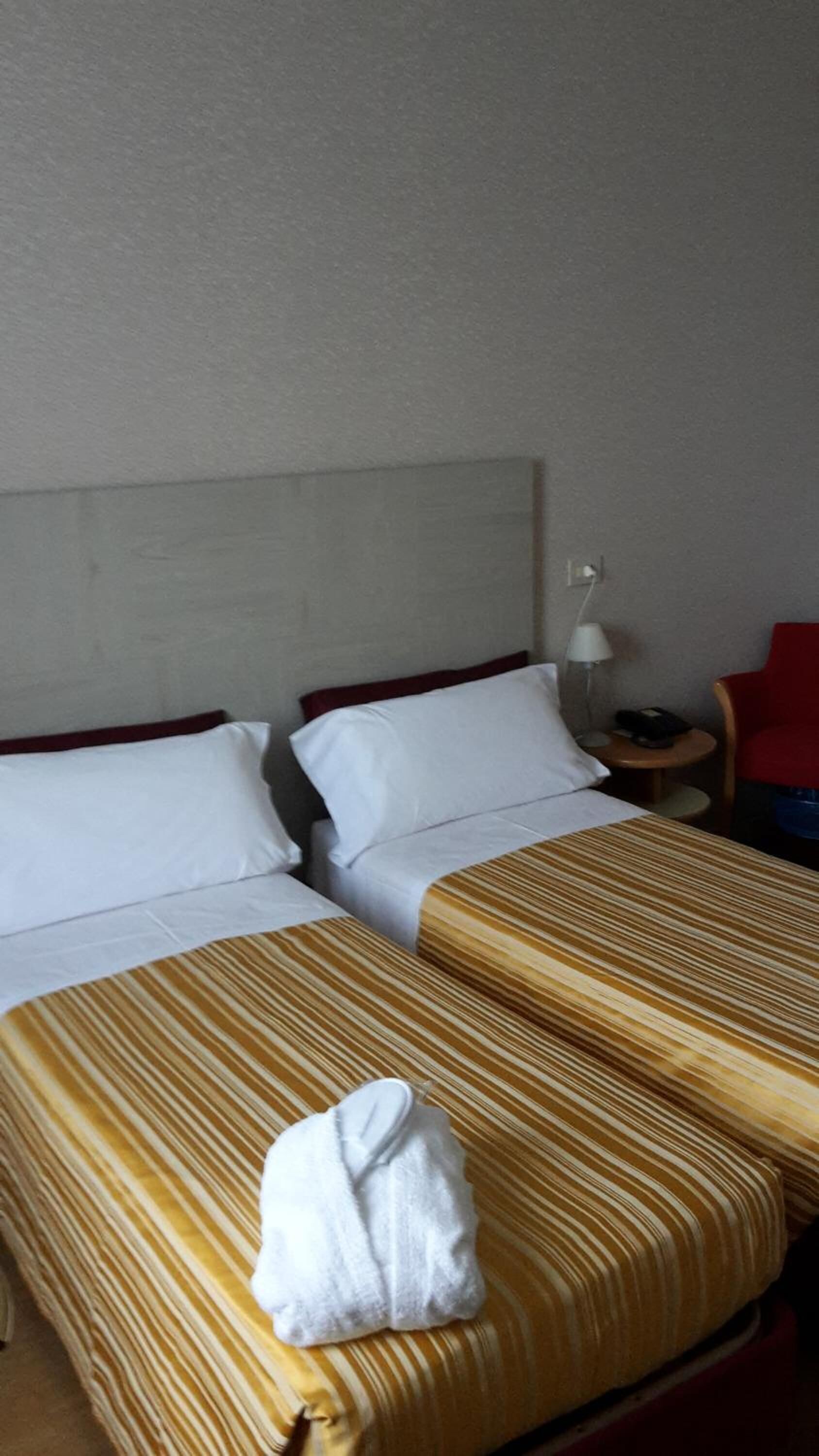 1 bedroom, premium bedding, minibar, in-room safe