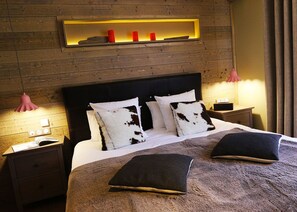 Zimmersafe, schallisolierte Zimmer, Bügeleisen/Bügelbrett