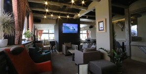 Coin salon dans le hall