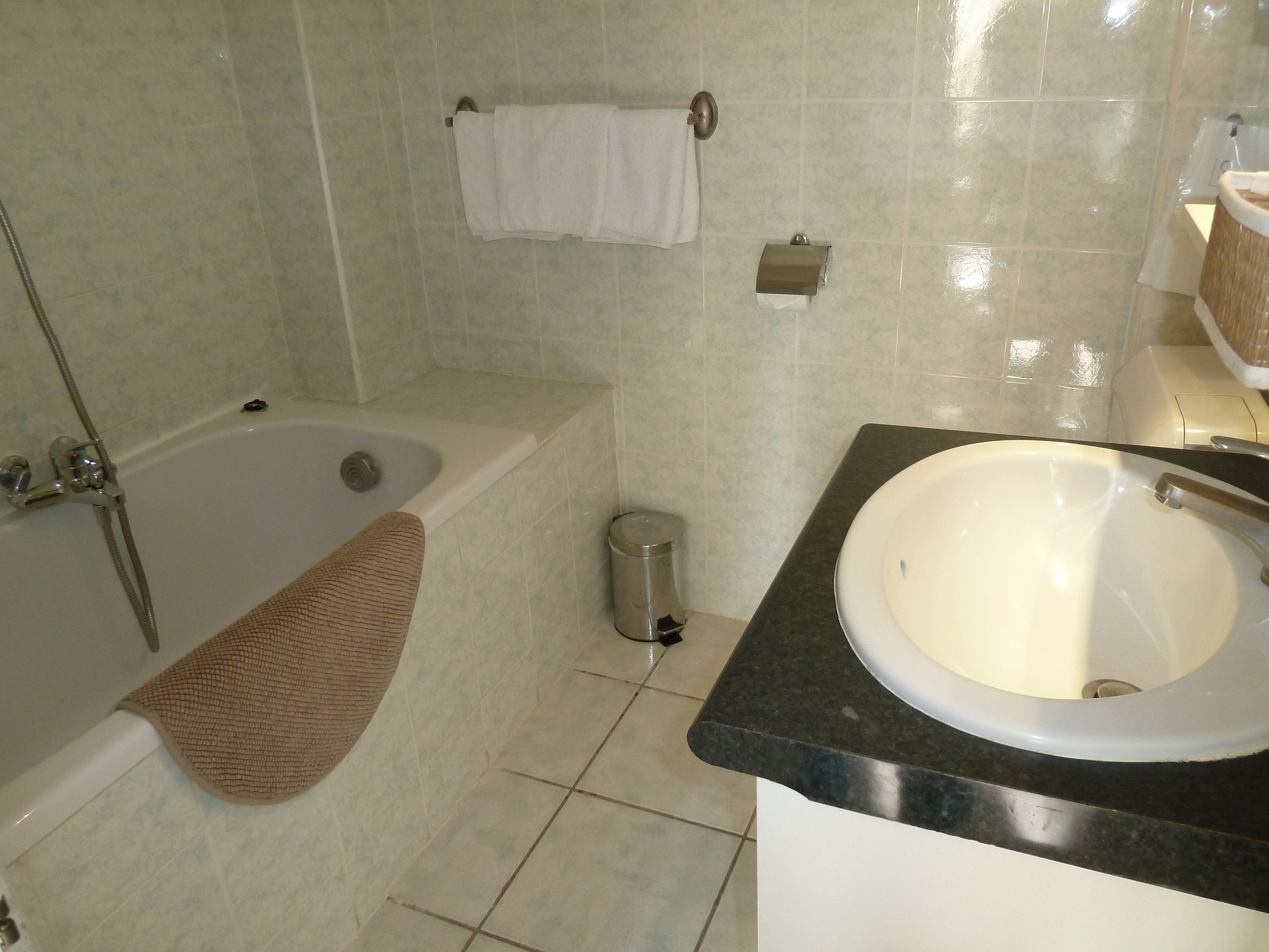 superior double room | bathroom | free toiletries, hair dryer, towels