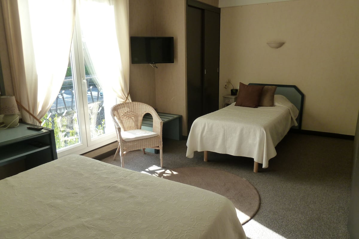 superior double room | desk, iron/ironing board, free wifi, bed sheets