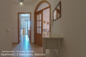 公寓, 2 间卧室, 阳台 | 起居区 | 平板电视