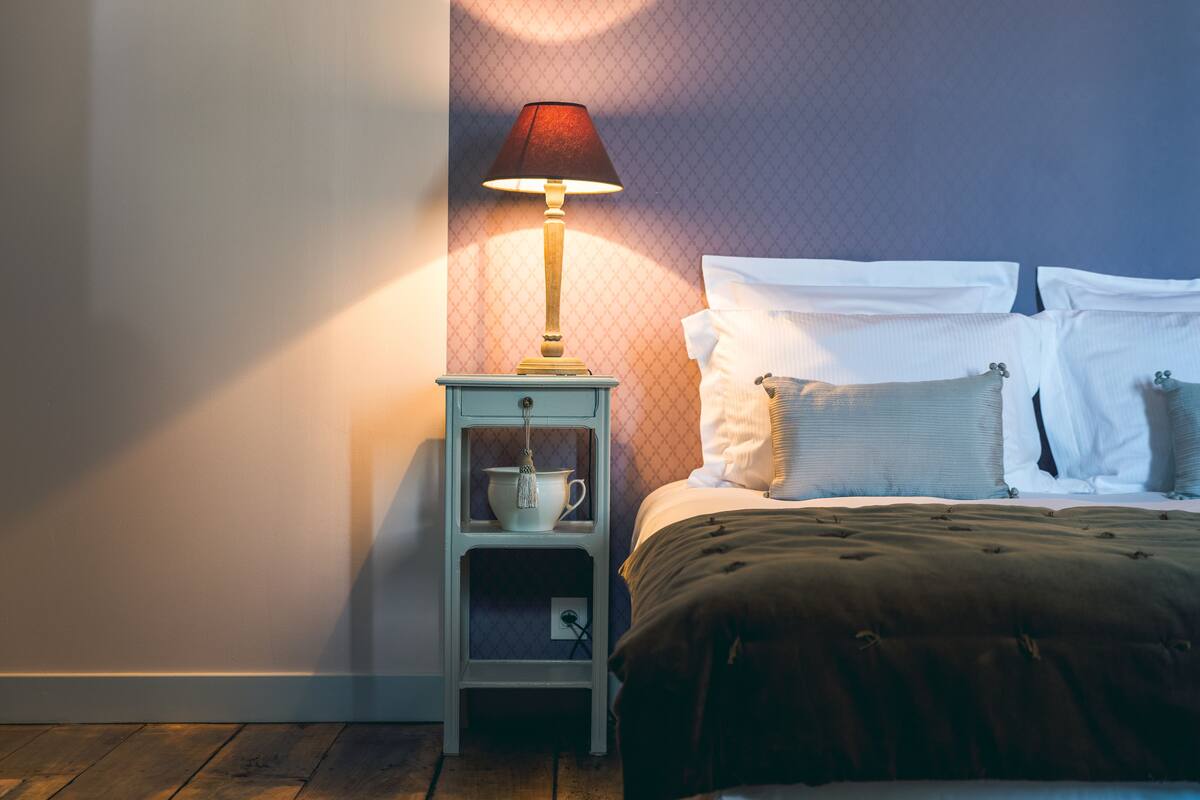Doppel- oder Zweibettzimmer, eigenes Bad (Isabeau) | Hochwertige Bettwaren, Zimmersafe, individuell dekoriert