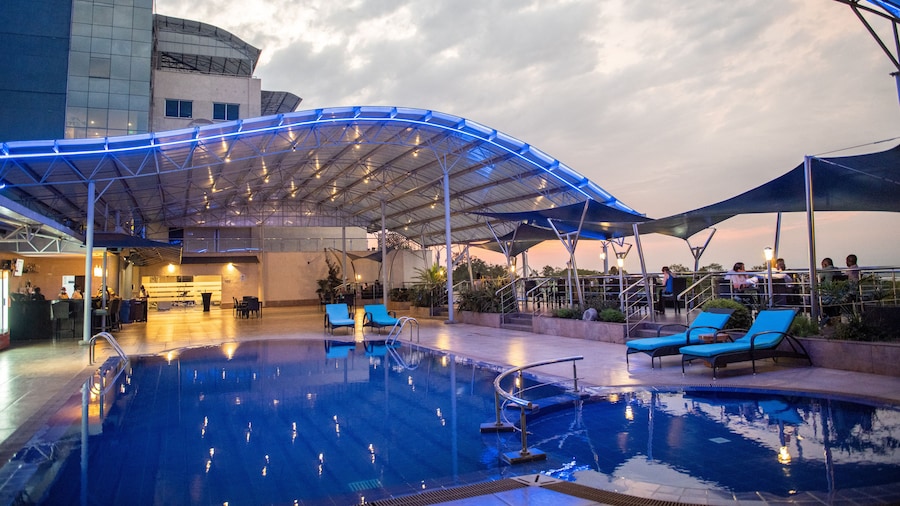 Acacia Premier Hotel