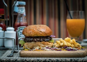 2 restaurants, breakfast, lunch, dinner served; barbecue 