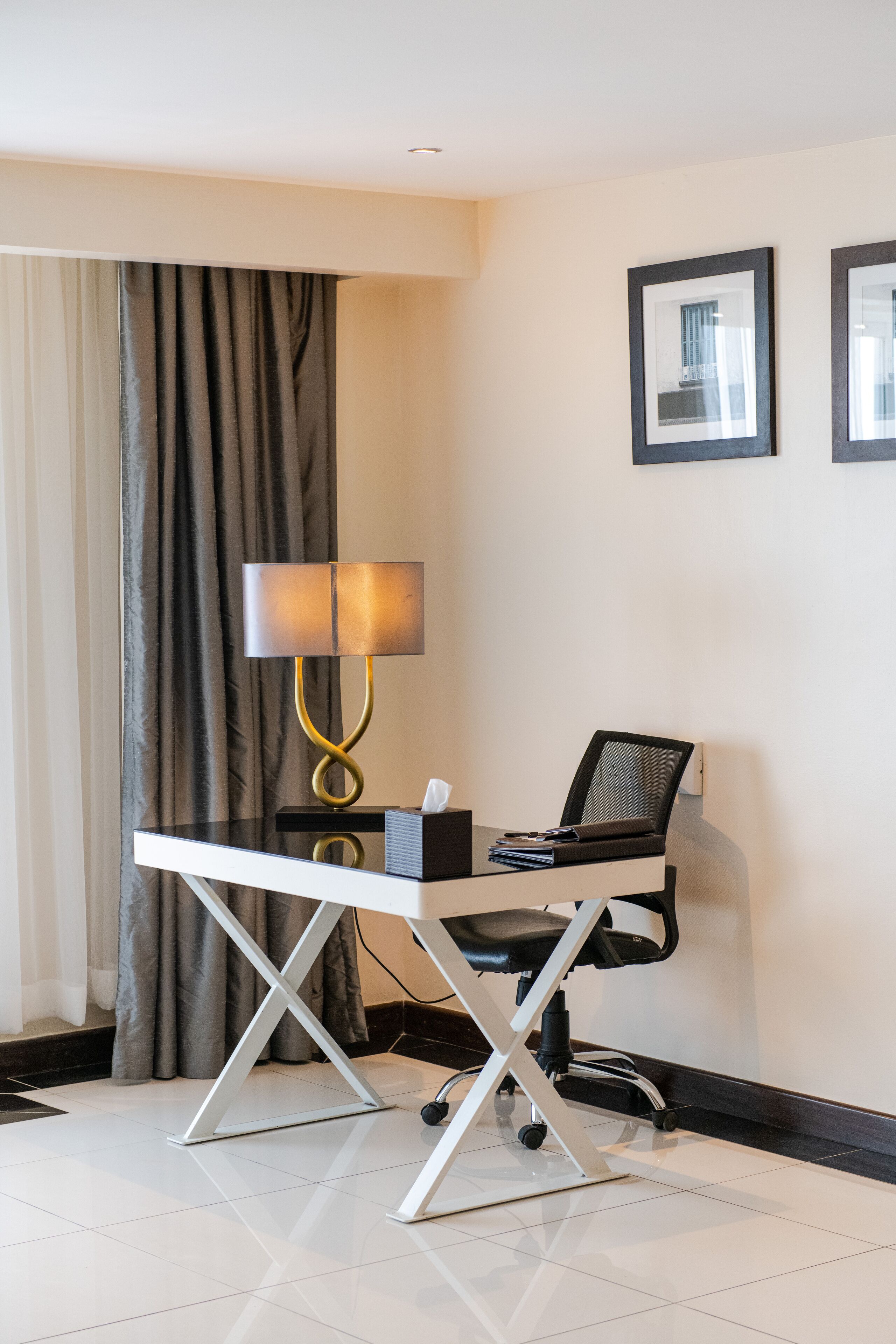 presidential suite | living area | flat-screen tv