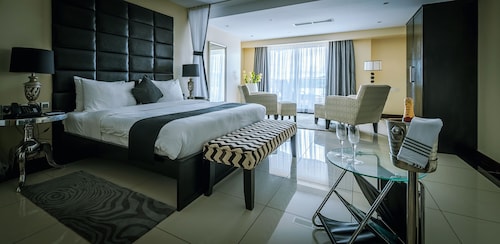 Acacia Premier Hotel