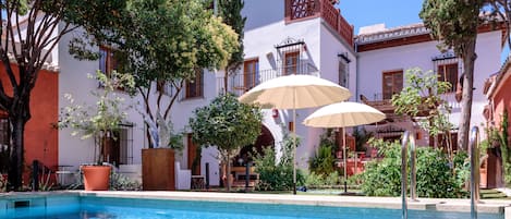 Alberca al aire libre