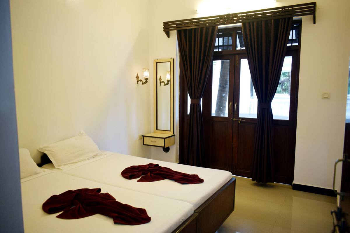 Standard Room | Premium bedding, minibar, in-room safe, rollaway beds (surcharge)