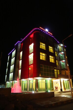 Front of property - Solyana Hotel (Bahir Dar)