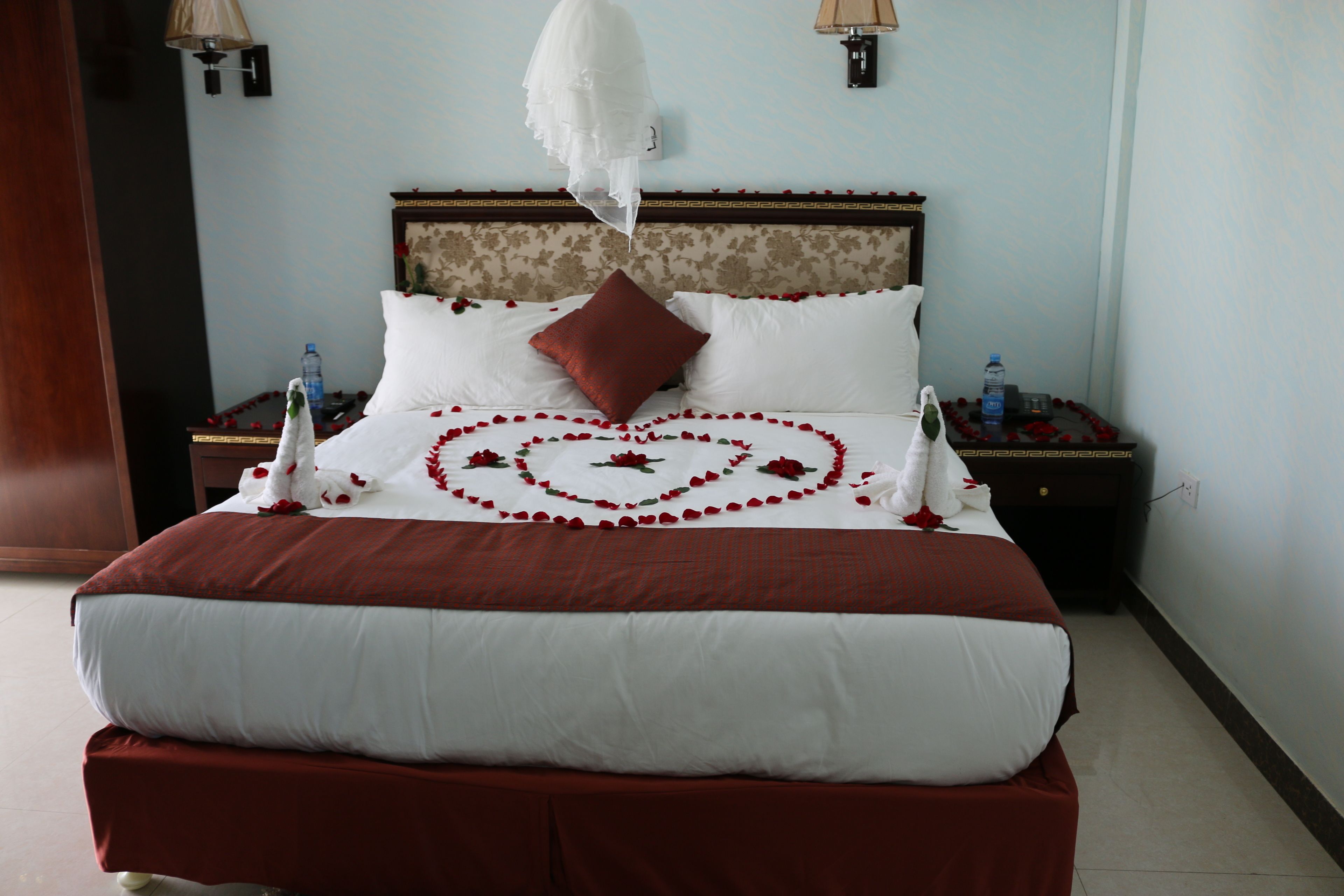 deluxe double room | premium bedding, in-room safe, desk, iron/ironing board