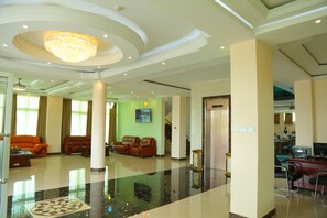 Zona de estar del vestíbulo