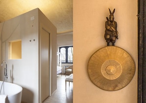 Suite Junior, 1 chambre, salle de bain attenante | 1 chambre, literie de qualité, coffre-fort, accÚs au Wi-Fi (inclus)