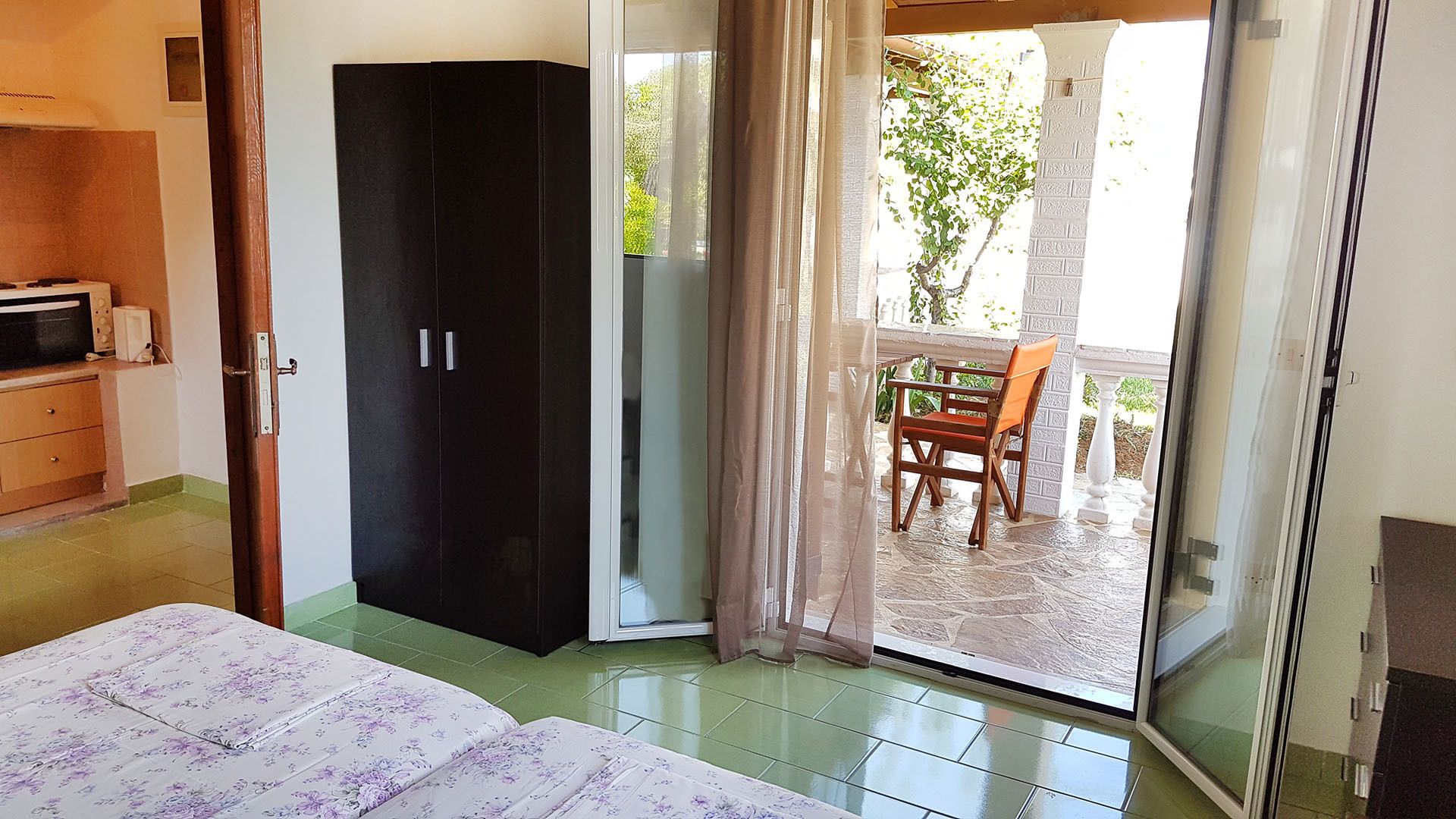 Estudio superior, 2 camas individuales, cocina básica | Vistas desde la habitación