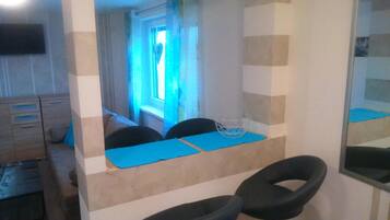 1 Schlafzimmer, schallisolierte Zimmer, kostenlose Zustellbetten