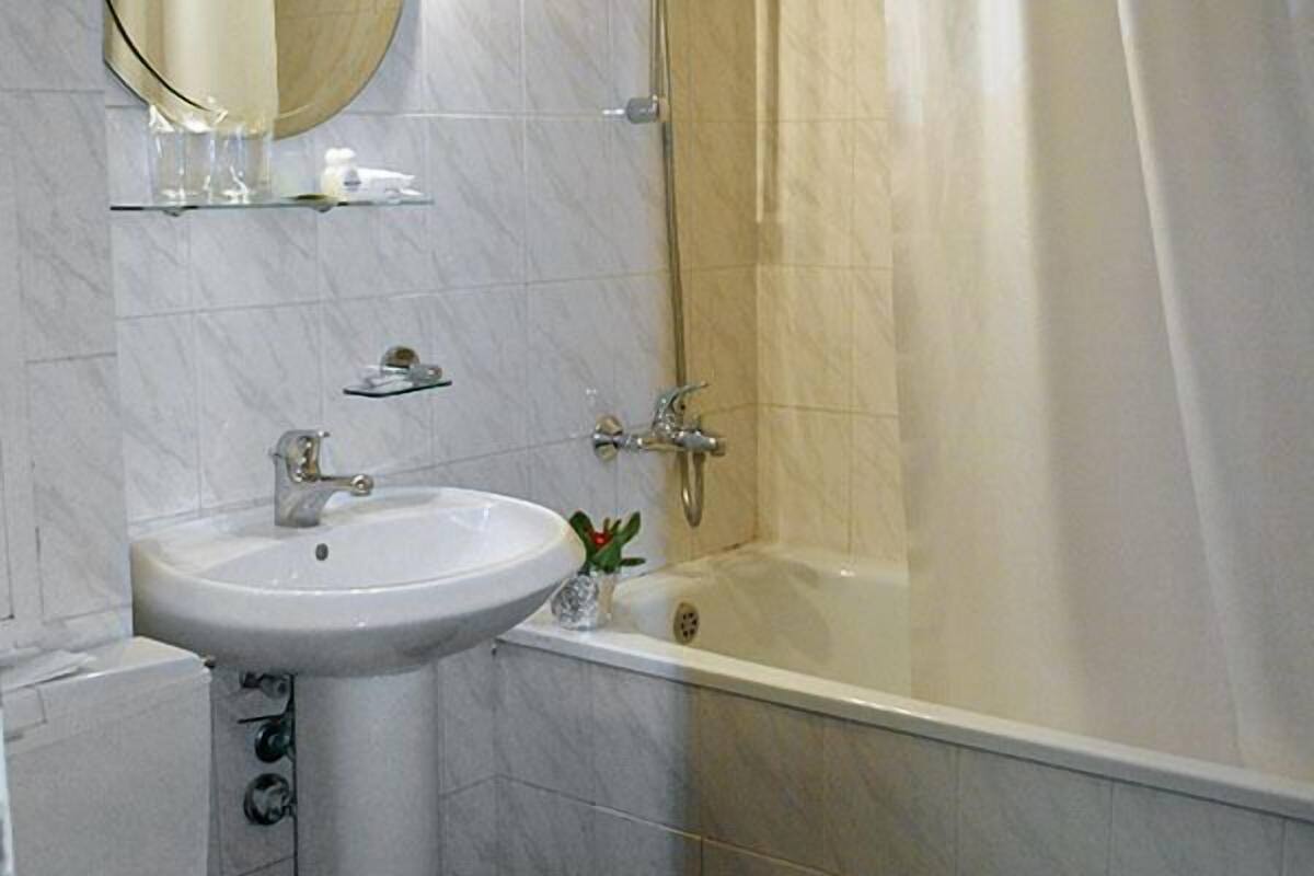 free toiletries, hair dryer, towels