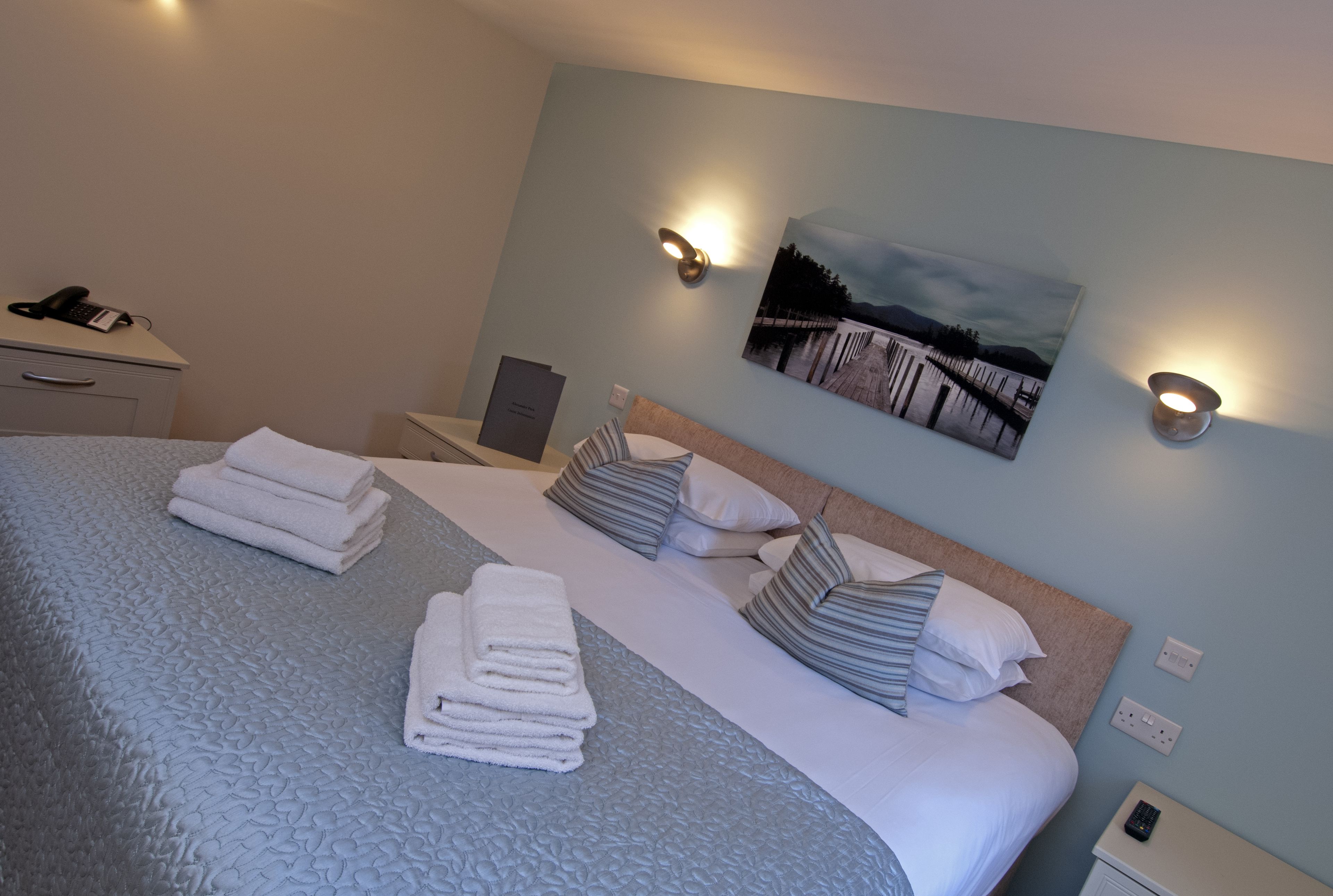 double room (small) | individually decorated, individually furnished, desk, iron/ironing board