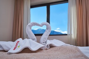 迷你吧、办公桌、隔音、免费 WiFi